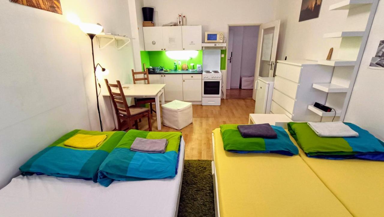 Nice Apartment By The Center Prága Kültér fotó